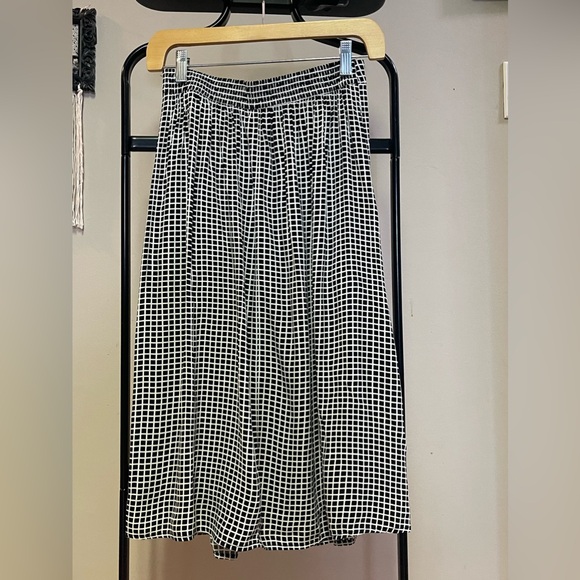 Button up checked midi skirt with pockets - Picture 6 of 6